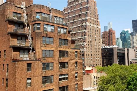 5 tudor city place apartments.